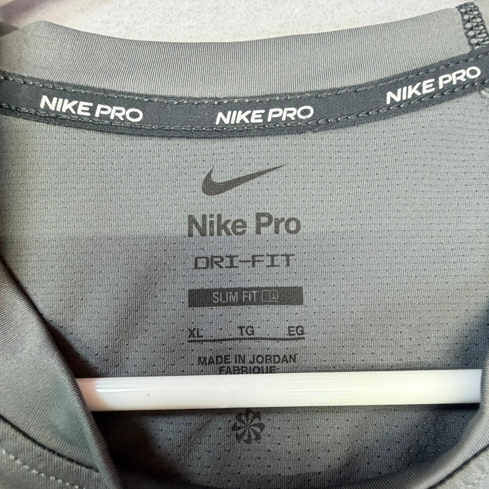 Nike Pro Dri-FIT Shirt Mens XL Gray Long Sleeve Slim Fit Training Top - Picture 3 of 7